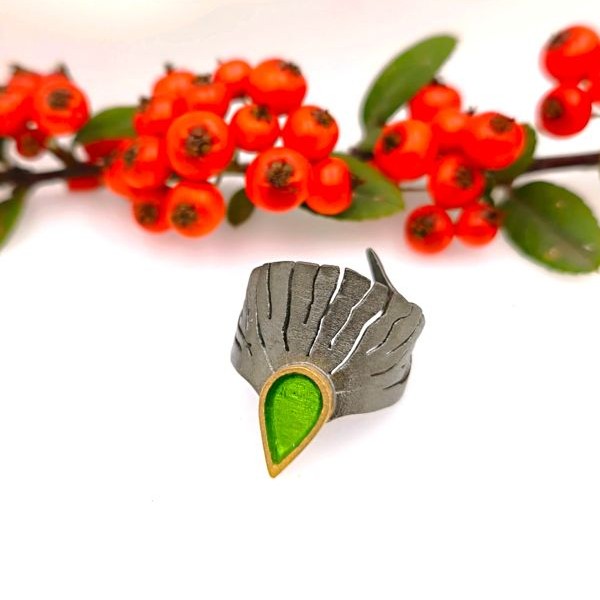 Χειροποίητο μοναδικό δαχτυλίδι από ασήμι 925 με πράσινο σμάλτο