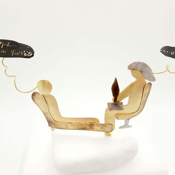  Διακοσμητικό γραφείου ιδανικό δώρο για Ψυχολόγο - Ψυχίατρο ''Γιατρέ ακούω φωνές''   ''και εγώ''