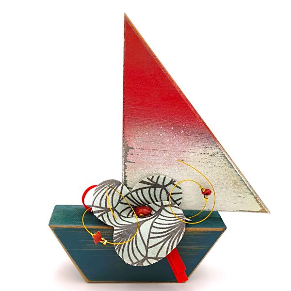 Οικολογικό χειροποίητο επιτραπέζιο καράβι από ξύλο