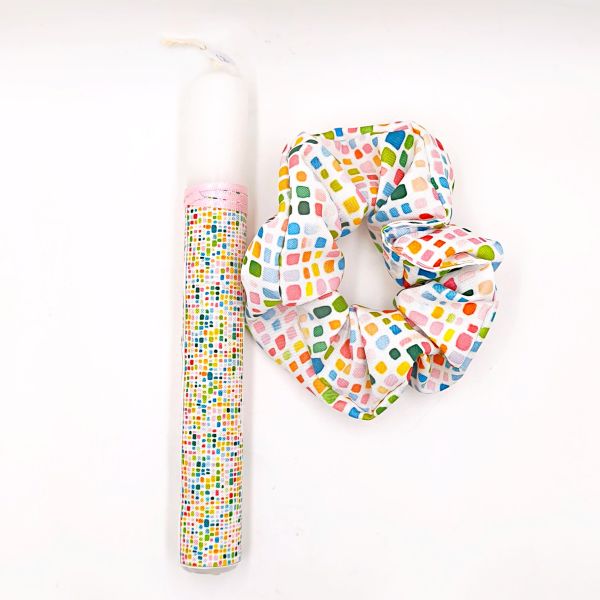 Πασχαλινή λαμπάδα που είναι σετ με scrunchie