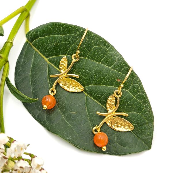 Χειροποίητα κρεμαστά σκουλαρίκια ''Πεταλούδες'' από επιχρυσωμένο ασήμι 925 με ορυκτές πέτρες